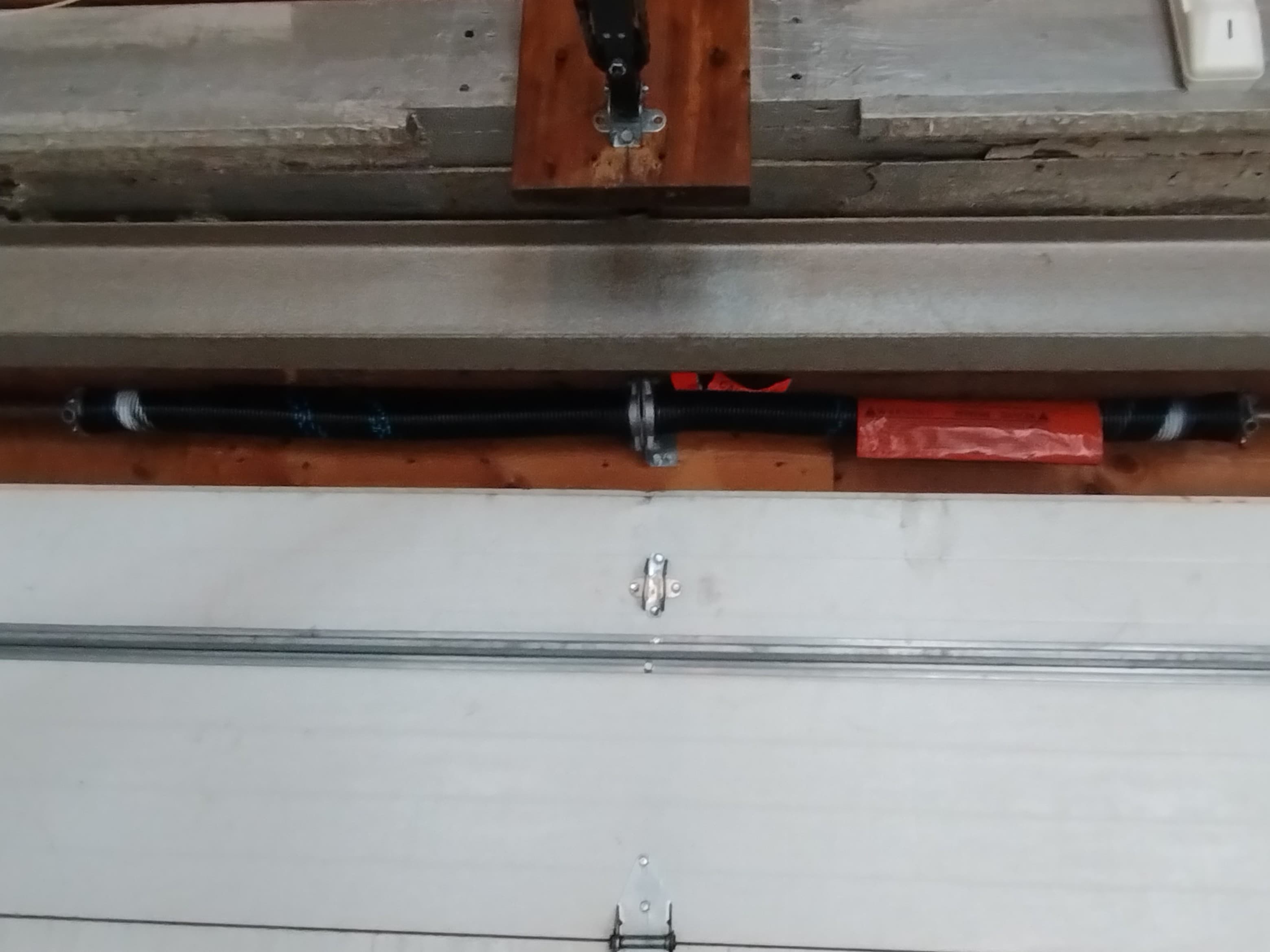 picture of a garage door that has been repaired in chicago illinois